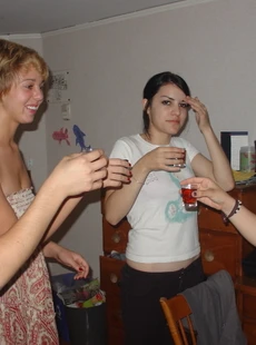 AMALAND drunk girls messing around