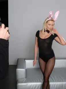 21Sextury Lindsey Olsen Lovely Easter Bunny