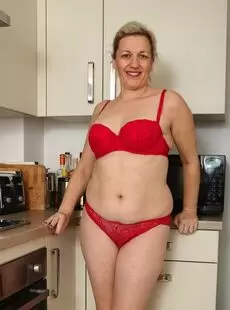 20220125 AuntJudys Clare Strips Masturbates in the Kitchen 6000px 165 Photos 01252022