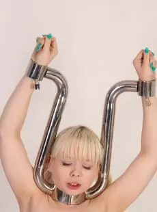 MetalBondage Cherry English Ballet Stocks