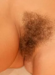 WeAreHairy Anna Anna is your personal assistant for one day 2009 11 11 137 photos 3000px