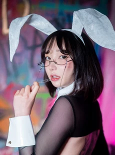 Yeeun BLUECAKE Reverse Bunny Girl 128P 2 49GB